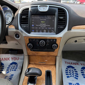 2012 Chrysler 300 Limited