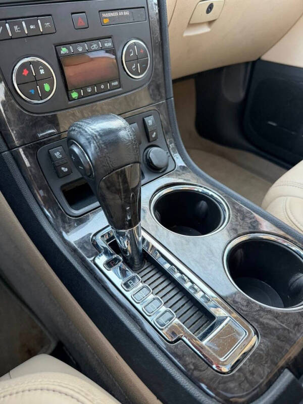 2011 GMC Acadia Denali