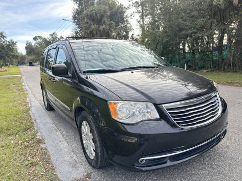 2014 Chrysler Town and Country Touring