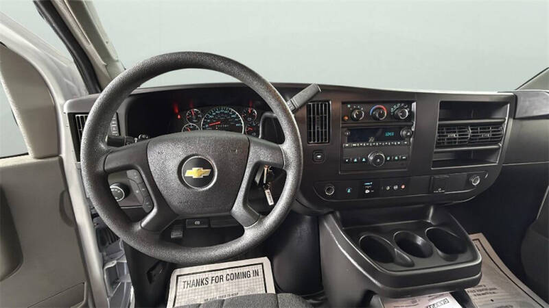 2024 Chevrolet Express 2500