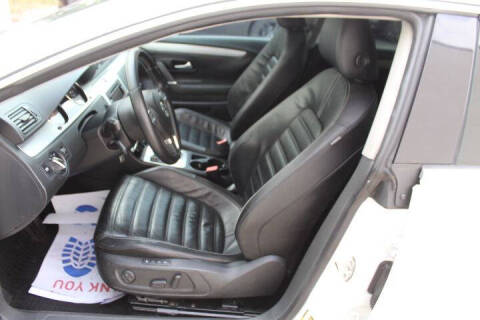 2010 Volkswagen CC Luxury