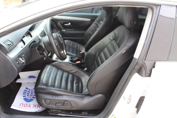 2010 Volkswagen CC Luxury