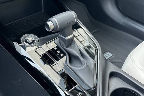 2025 Kia Niro EX Touring