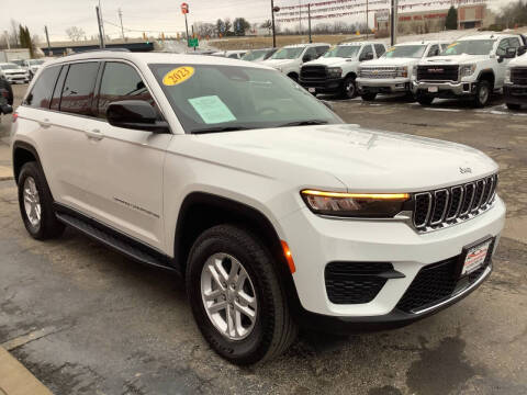 2023 Jeep Grand Cherokee Laredo