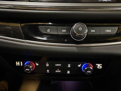 2018 Buick Enclave Essence