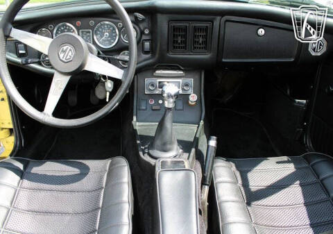 1975 MG B