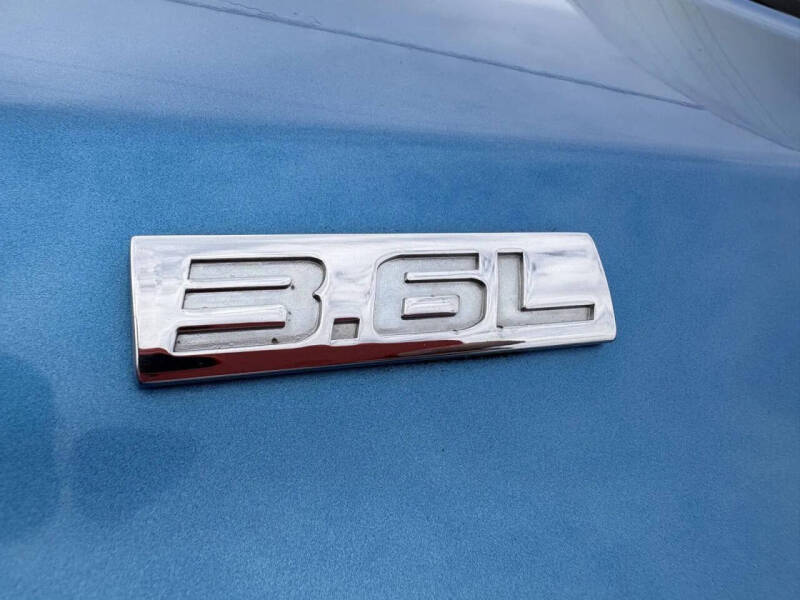 2015 Dodge Challenger SXT Plus