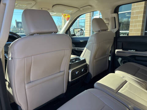 2023 Ford Expedition MAX XLT