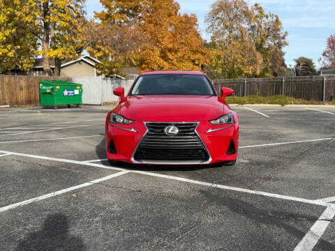 2018 Lexus IS 300