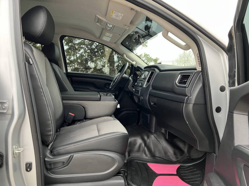 2017 Nissan Titan XD S