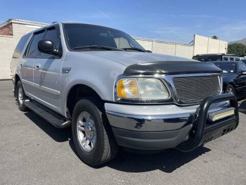 2002 Ford Expedition for sale at CARFLUENT, INC. in Sunland CA