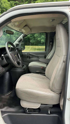 2017 Chevrolet Express 2500