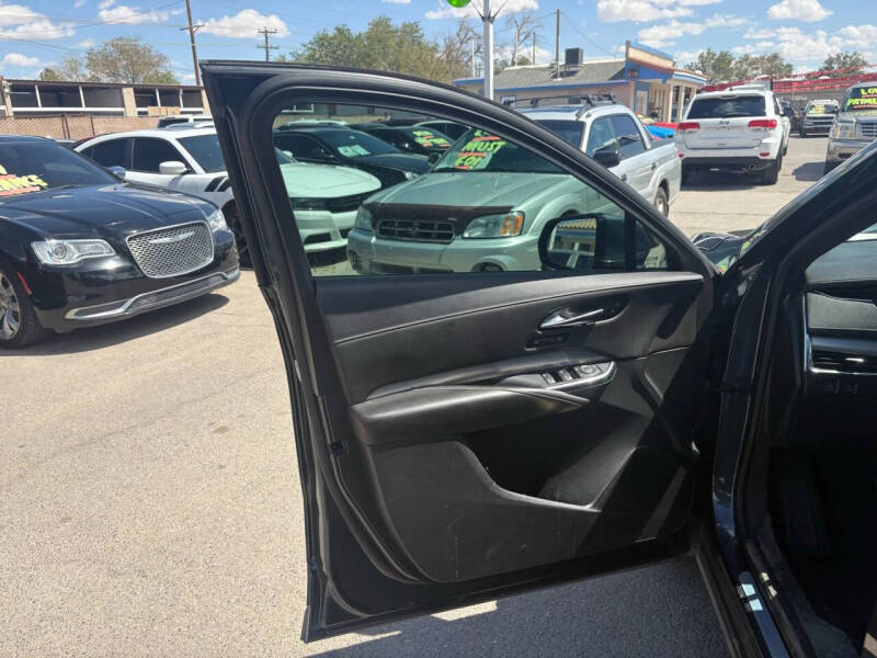 2021 Cadillac XT4 Premium Luxury