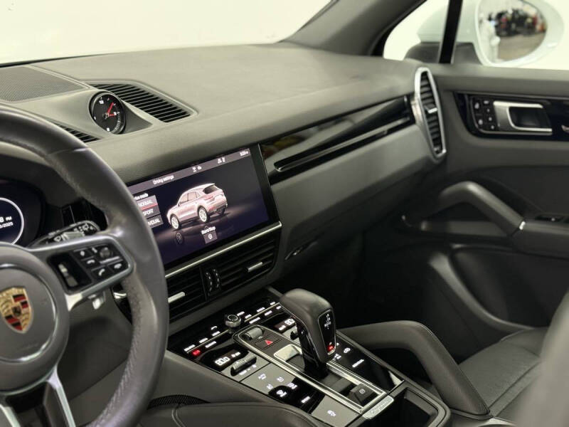 2020 Porsche Cayenne