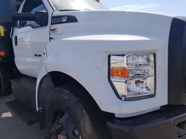 2025 Ford F-750 Super Duty