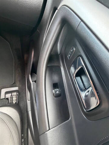 2017 Ford Taurus SEL