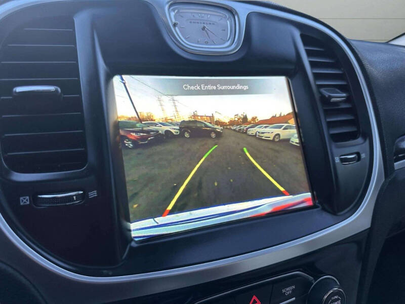 2018 Chrysler 300 Limited