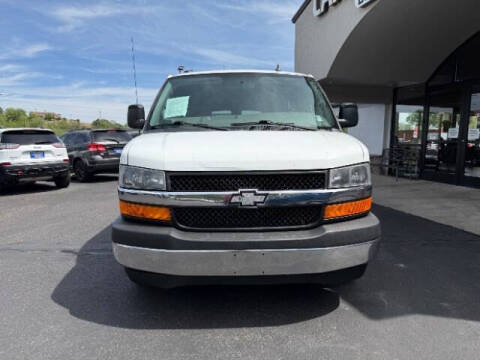 2017 Chevrolet Express LT 3500