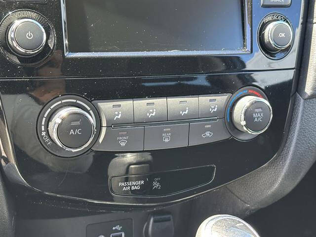 2018 Nissan Rogue S