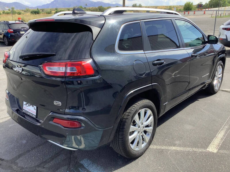 2016 Jeep Cherokee Overland