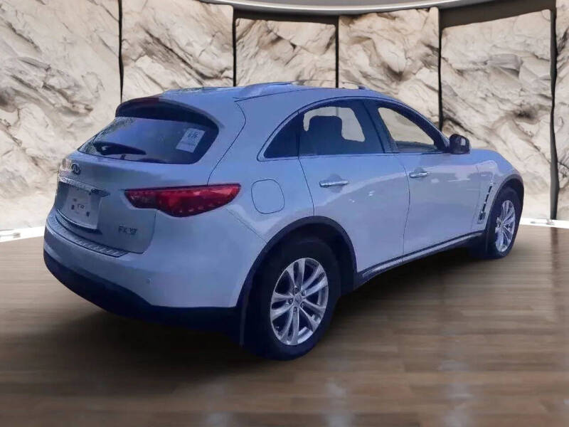 2013 Infiniti FX37