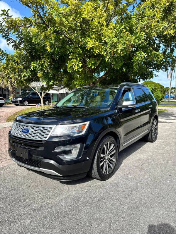 2017 Ford Explorer Platinum