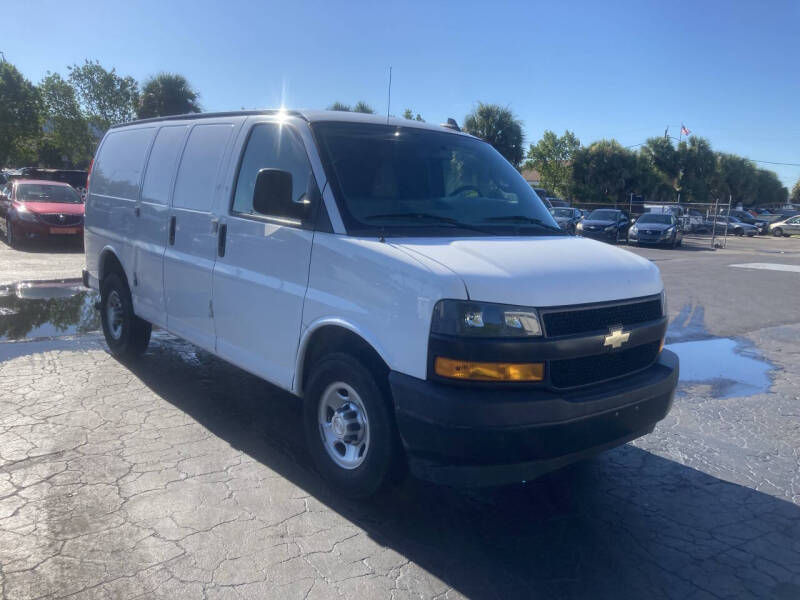 2019 Chevrolet Express 2500