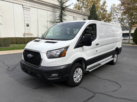 2023 Ford Transit