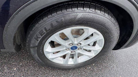 2021 Ford Escape SE