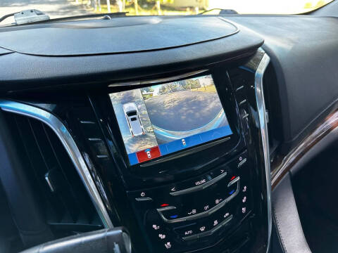 2020 Cadillac Escalade ESV Luxury