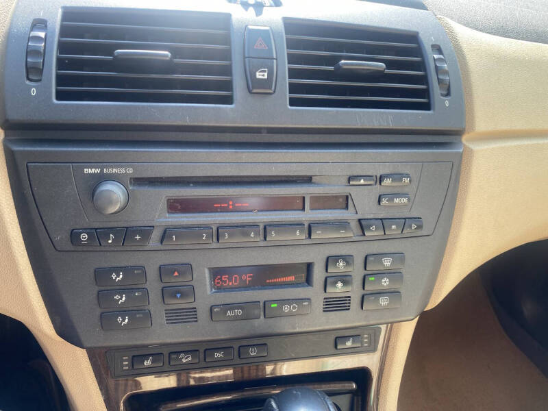 2004 BMW X3 2.5i