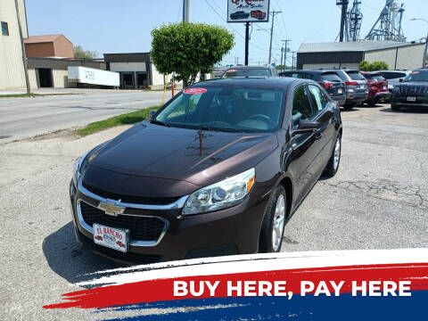 2015 Chevrolet Malibu for sale at El Rancho Auto Sales in Des Moines IA