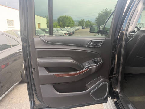 2017 GMC Yukon XL SLT