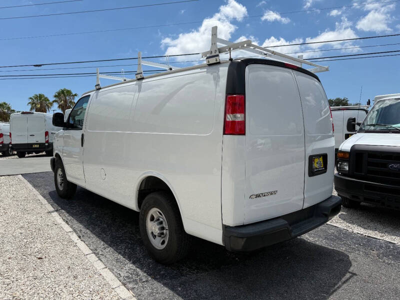 2021 Chevrolet Express 2500