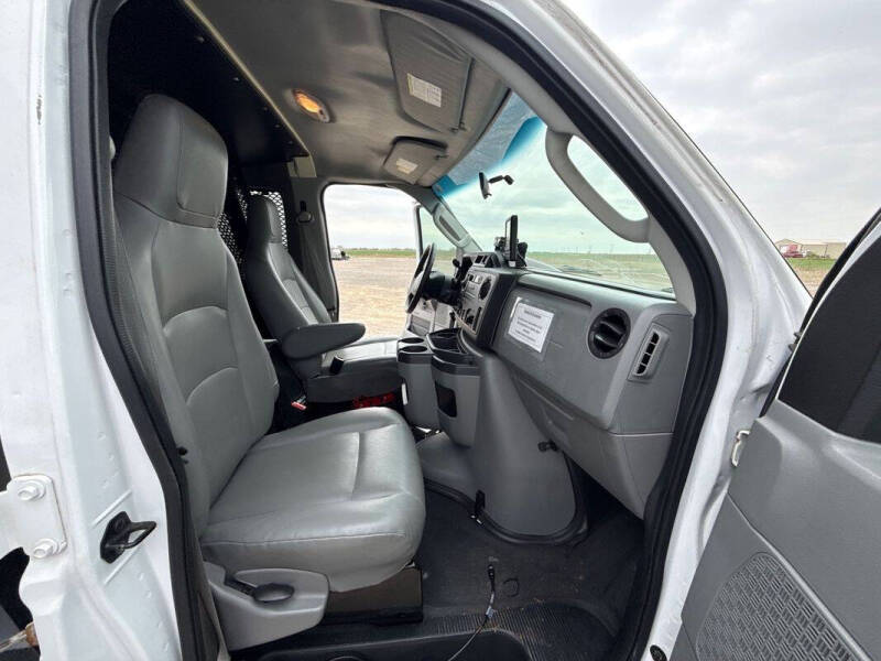 2012 Ford E-Series E-250
