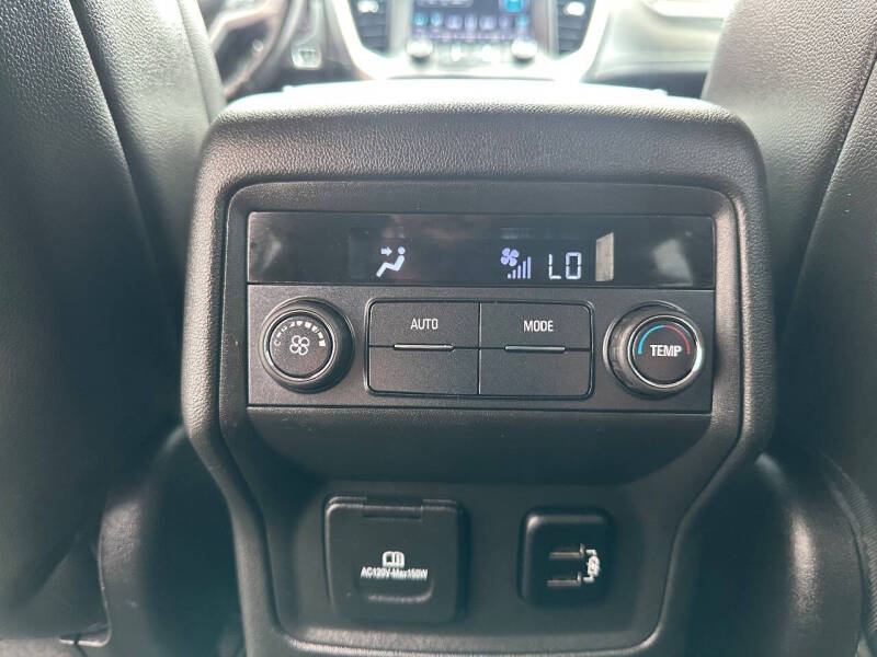 2017 GMC Acadia SLT-1