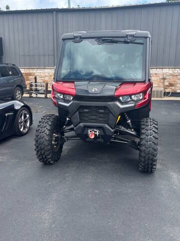 2025 Can-Am Defender
