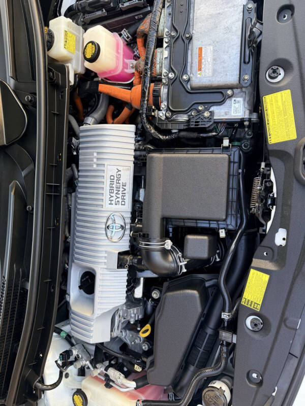 2012 Toyota Prius Two