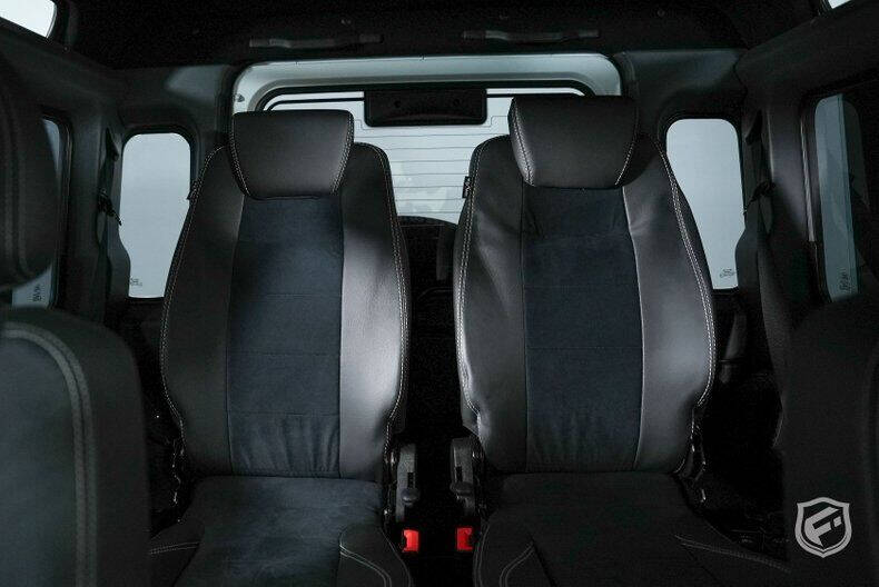 1986 Land Rover Defender