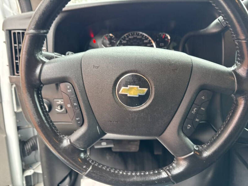 2020 Chevrolet Express 2500