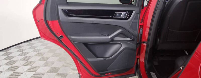 2021 Porsche Cayenne E-Hybrid