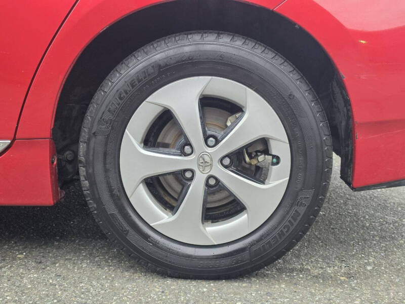 2012 Toyota Prius Two