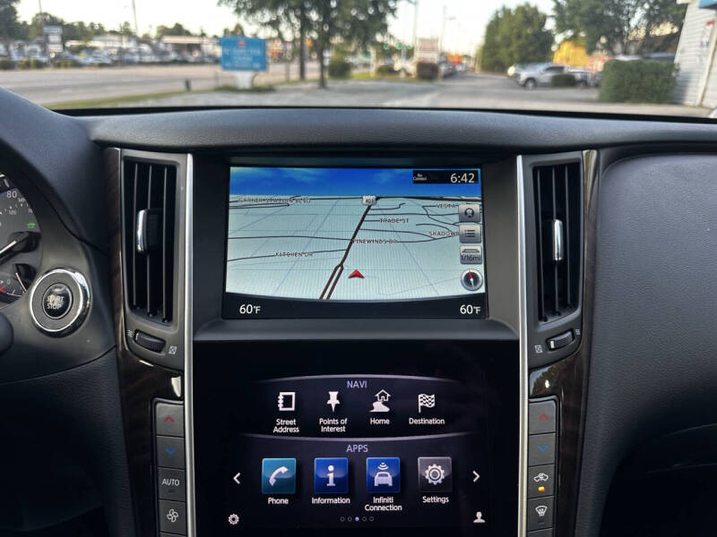 2014 Infiniti Q50 Hybrid Sport