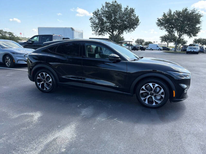 2025 Ford Mustang Mach-E Select