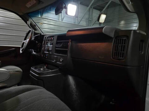 2020 Chevrolet Express 2500