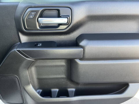 2024 GMC Sierra 2500HD Pro