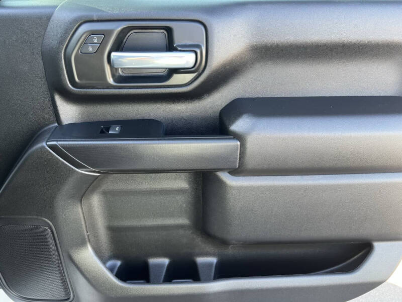 2024 GMC Sierra 2500HD Pro