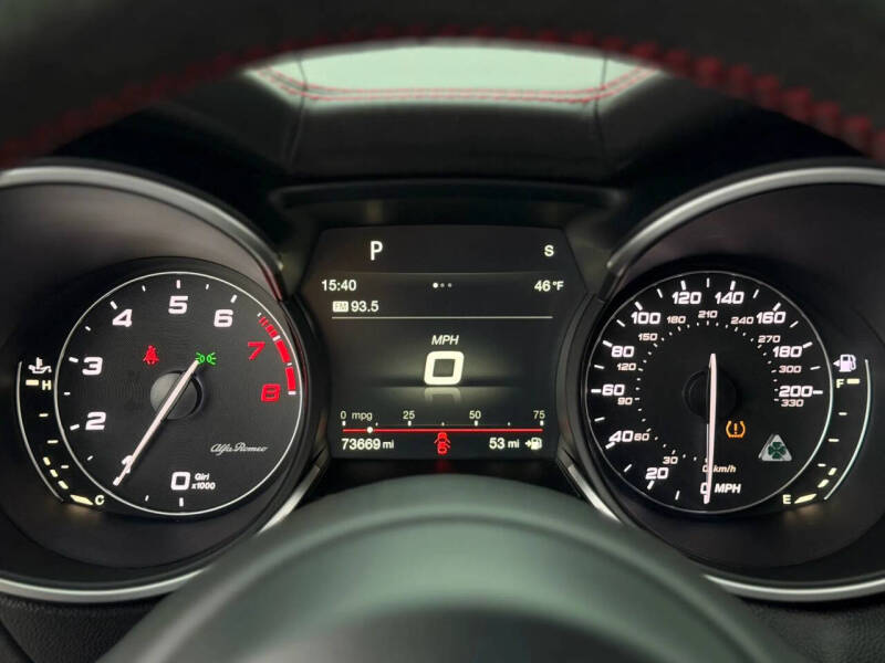 2018 Alfa Romeo Stelvio Quadrifoglio