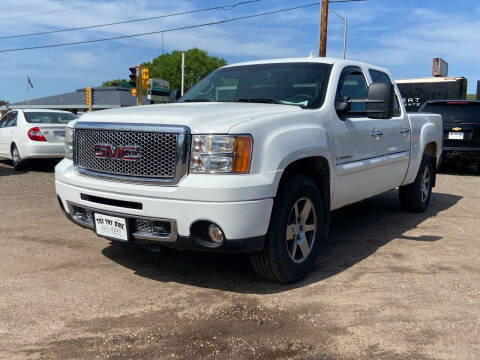 2009 GMC Sierra 1500 for sale at Toy Box Auto Sales LLC in La Crosse WI