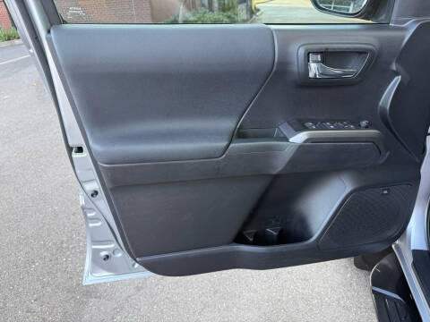 2021 Toyota Tacoma TRD Off-Road